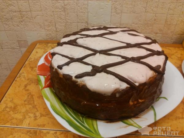 Бисквитный торт с клубнично- сметанным кремом фото