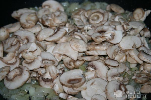 Жюльен с грибами, сыром, курицей и луком – проверенный рецепт