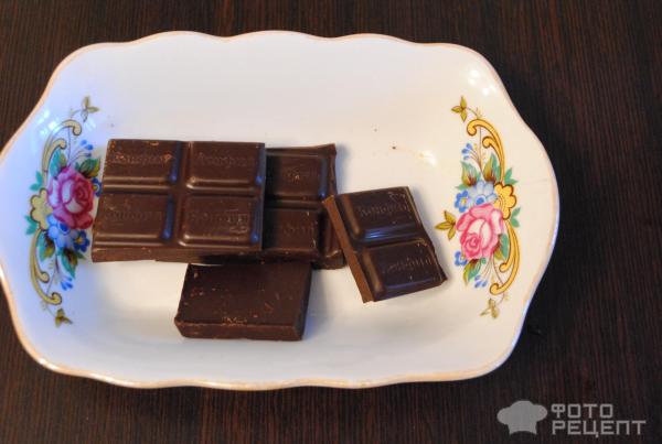 Шоколадный кекс с орехами фото