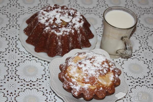 Пирог с яблоками и корицей фото