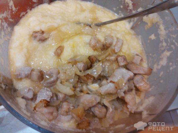 Картофельная бабка с грудинкой и жареным луком фото