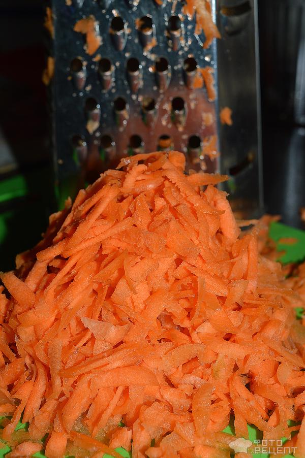 Натертая на крупной терке морковь