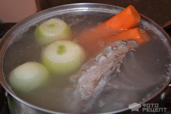 Суп-пюре овощной на мясном бульоне фото