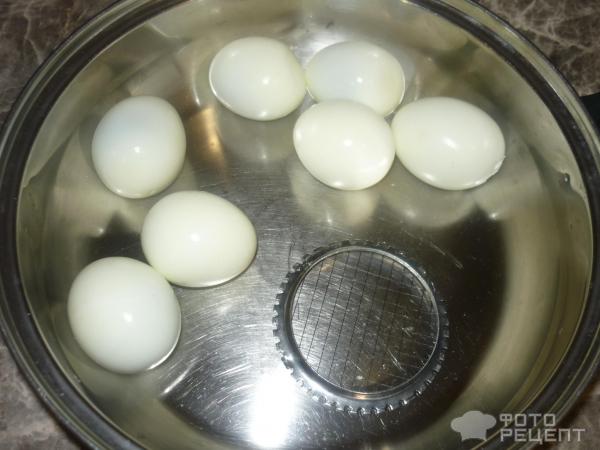 Вареные вкрутую яйца