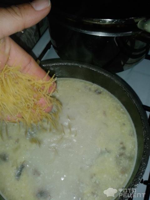 Сливочно-грибной суп фото