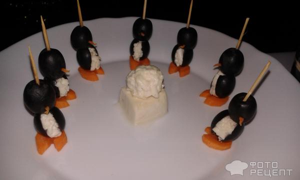 Пингвины из маслин и моцареллы. Рецепт с фото