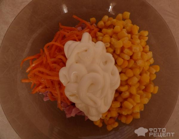 Салат с корейской морковью и кукурузой фото