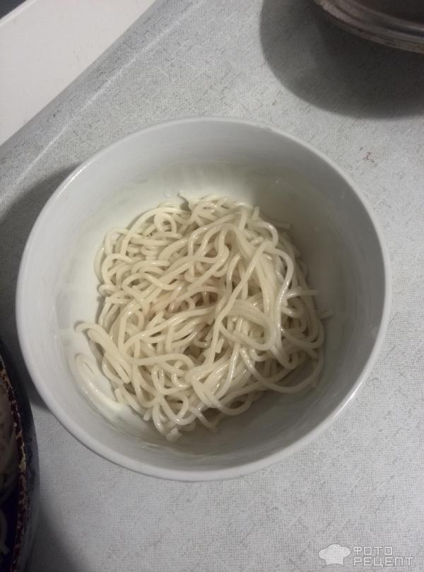 Спагетти со сливочной курицей фото
