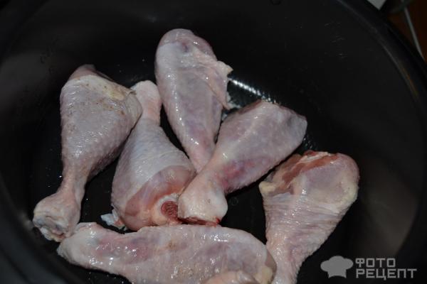 Куриные голени с капустой в мультиварке
