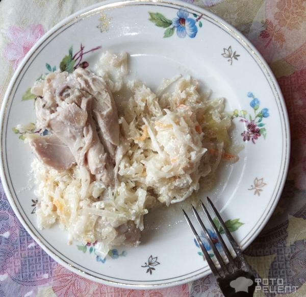 Куриные голени с капустой в мультиварке
