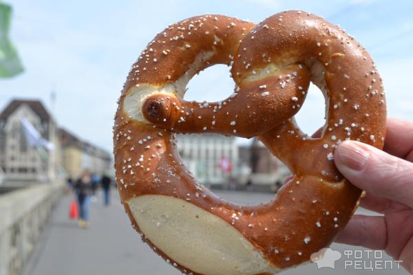 Немецкий брецель: рецепт самых вкусных булочек | Еда на каждый день | Дзен