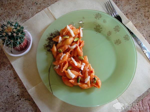 Макароны- ракушки в томатном соусе с сыром Проще пареной репы фото