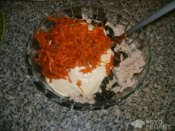 Салат Острый из курицы с корейской морковью фото