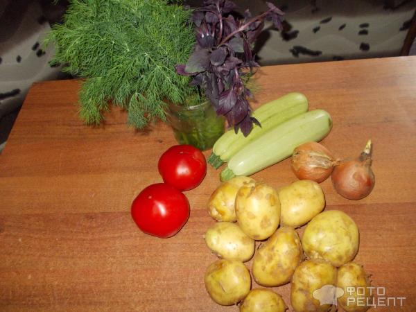 Овощное ассорти из молодых овощей фото