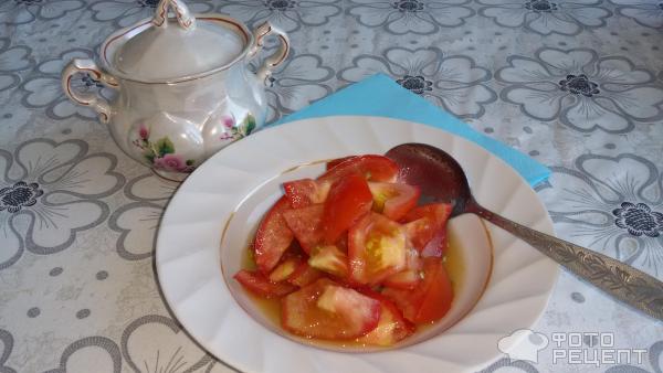 Сладкий помидорный салат фото