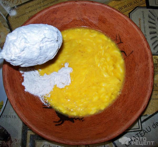 Рецепт: Рулеты из омлета - С плавленым сыром: красиво, быстро и вкусно