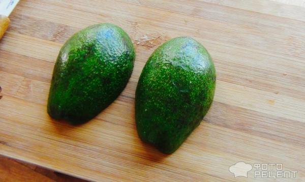 Паста из авокадо фото
