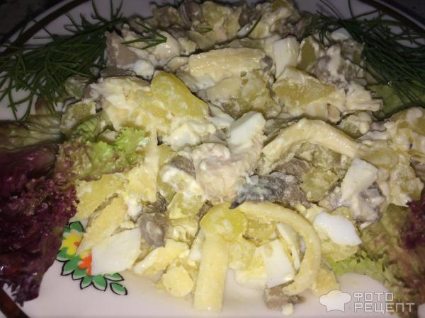Салат с курицей и грибами фото