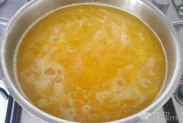 Густой суп из красной чечевицы фото