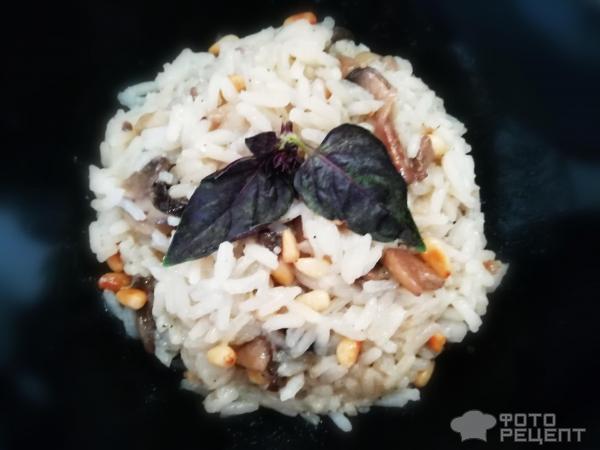 Гарнир из риса с грибами фото