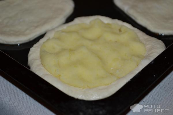 Рецепт: Шаньги с картофелем - свердловские шаньги на дрожжевом тесте