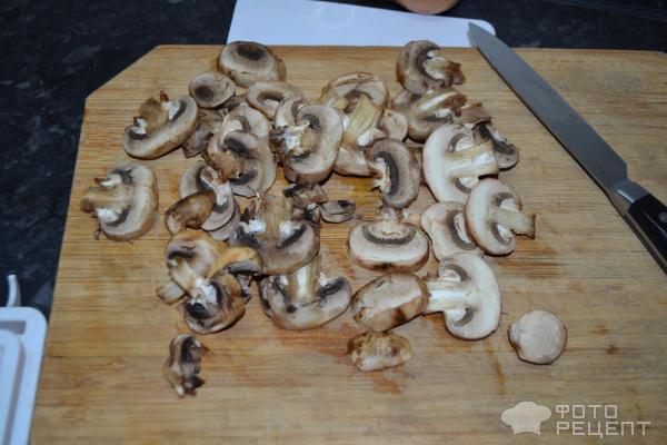 Куриные голени, тушенные с грибами фото
