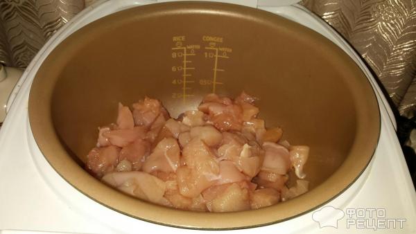 Тушеная куриная грудка с грибами в сливочном соусе - рецепт с фотографиями - Patee. Рецепты