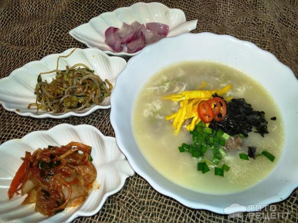 Корейский суп с рисовыми клецками фото