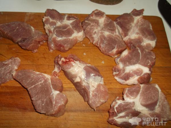 Мясо на камнях фото