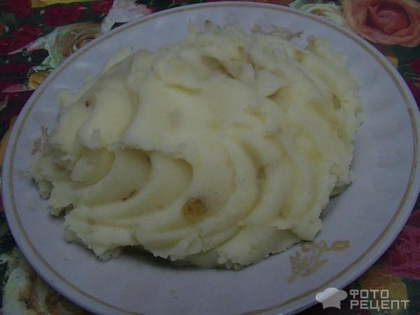 Жаренные пирожки на сковороде с картофелем, капустой фото