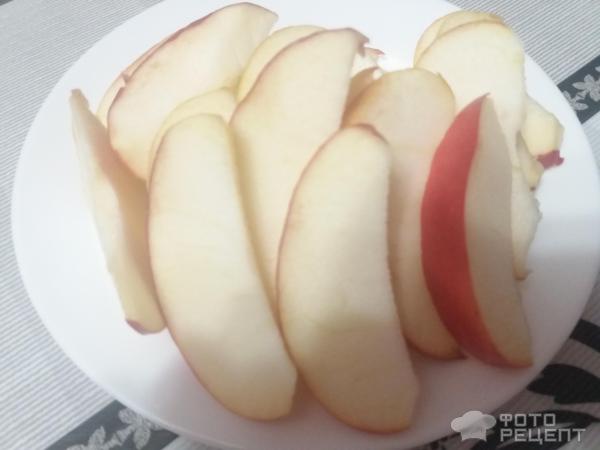 Индоуточка запеченная с яблочком в рукаве фото