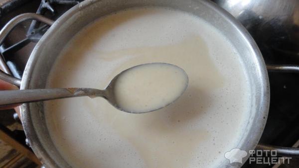 Сырный суп с мидиями и сухариками фото