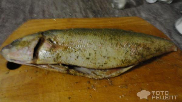Рыба Красноглазка, запеченая в фольге фото