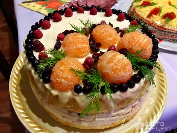 Торт украшенный фруктами и ягодами - 81 фото