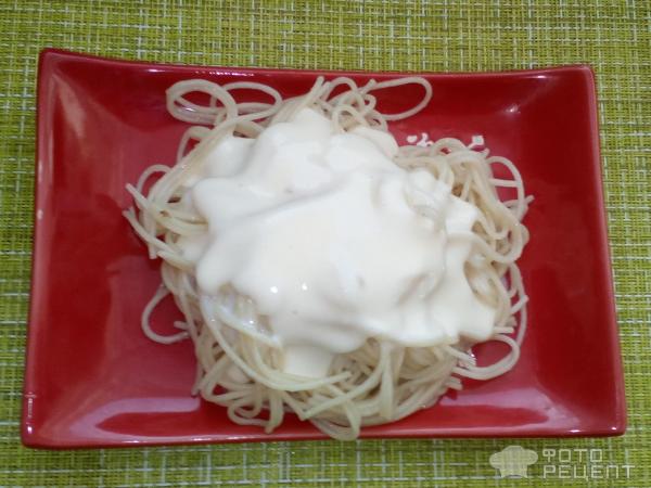 Спагетти с молочно- сливочным соусом фото