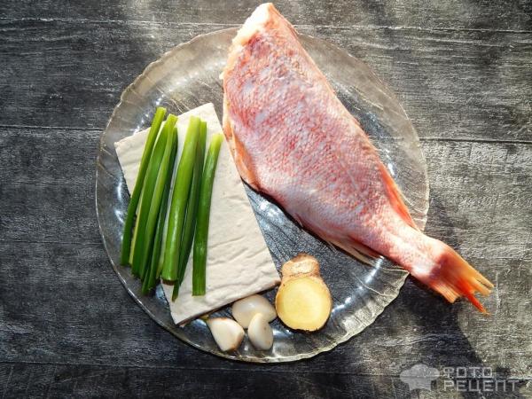 Китайский рыбный суп с тофу фото
