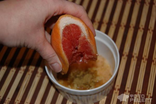 Лангустины с чесночно-грейпфрутовым соусом фото