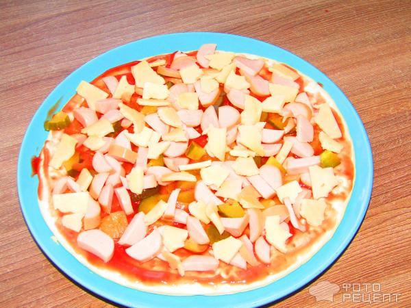 Любимая пицца с солеными огурчиками фото