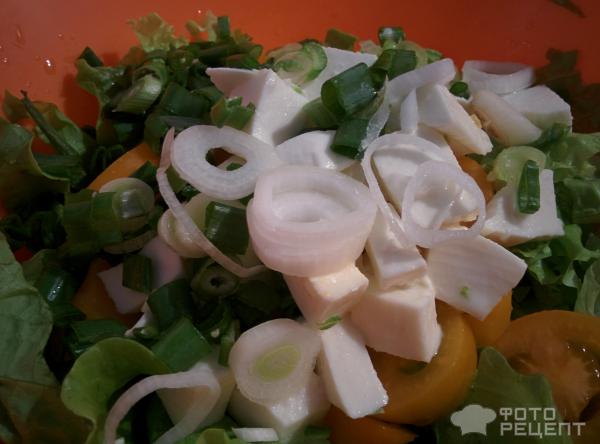 Салат из брынзы и овощей фото