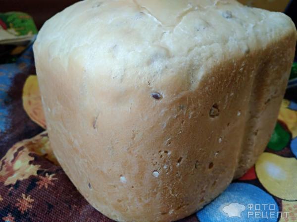 Хлеб пшеничный в хлебопечке фото