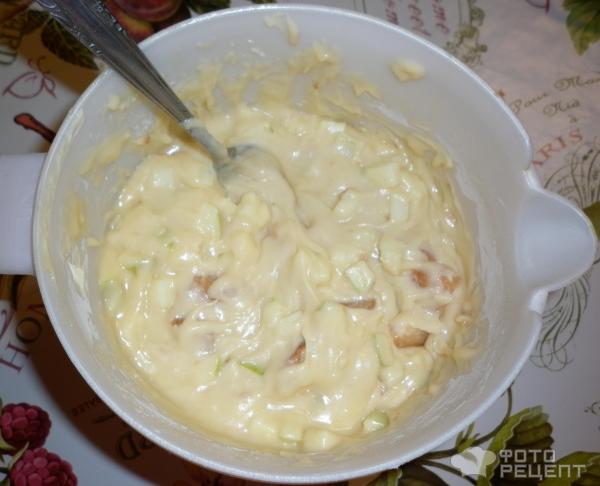 Шарлотка с грушами фото