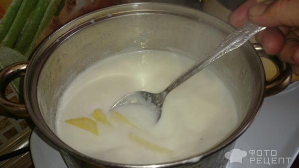 Суп молочный с домашней лапшой фото