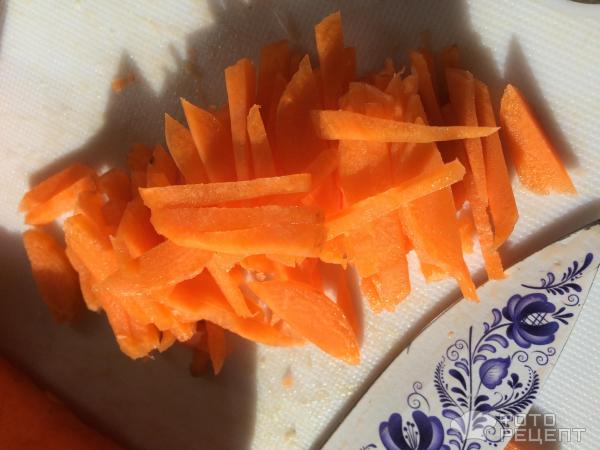 морковь порезать брусочками