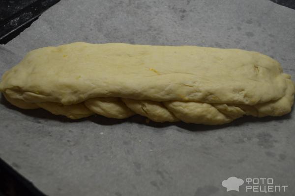 Греческий пасхальный хлеб фото