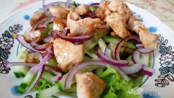 салат с курицей и овощами диетический