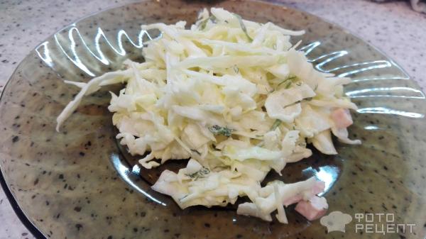 Нежный салат с капустой фото