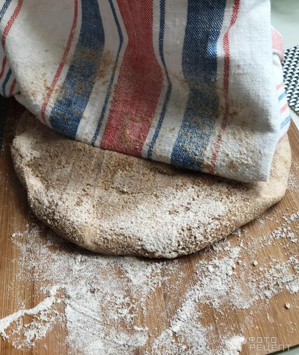 Серый хлеб на закваске фото