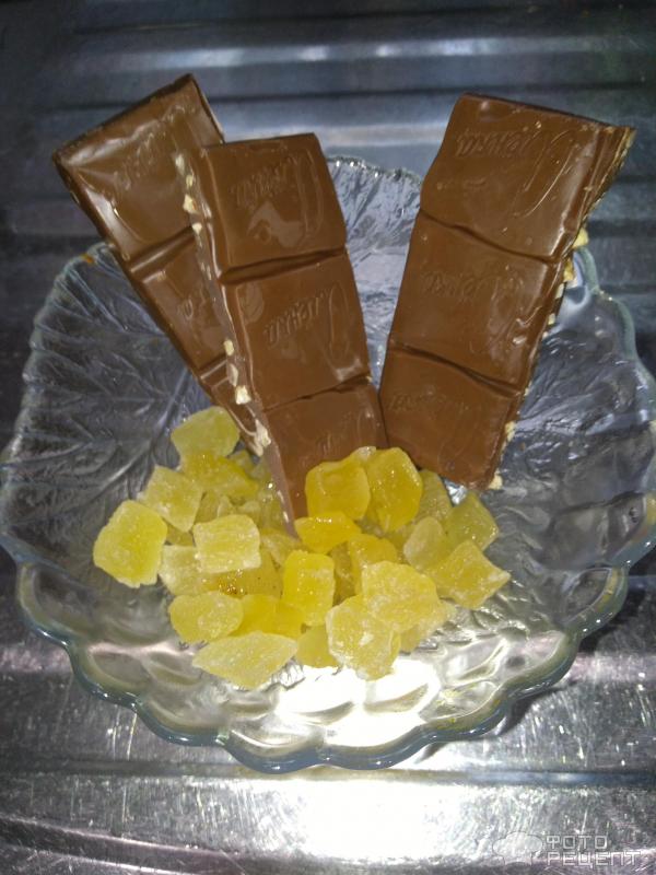 Круглые пампушки с шоколадом и цукатами фото