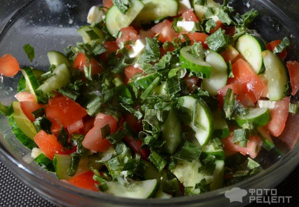 Салат из огурцов и помидоров фото