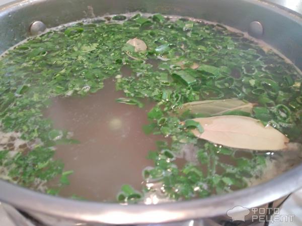 Суп куриный с зеленым горошком фото